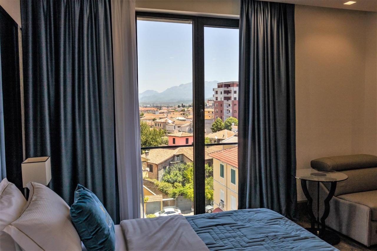 Hotel Golden Palace Шкодер Екстер'єр фото