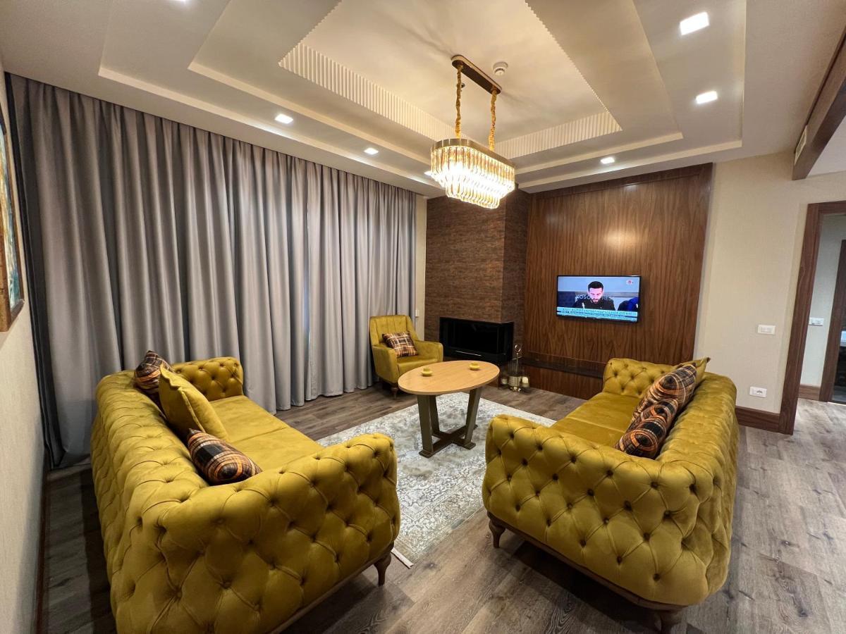 Hotel Golden Palace Шкодер Екстер'єр фото