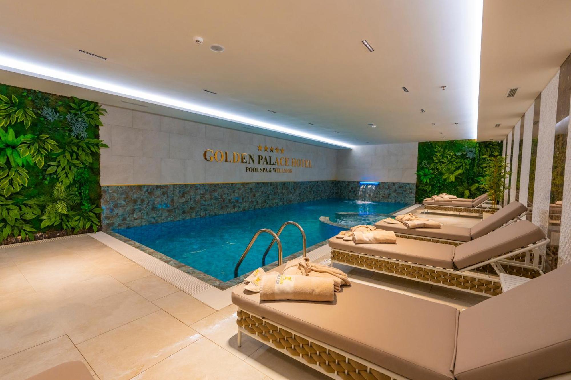 Hotel Golden Palace Шкодер Екстер'єр фото